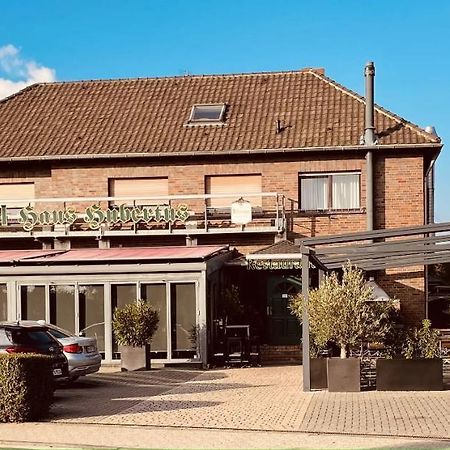 Hotel Haus Hubertus Elsdorf 外观 照片